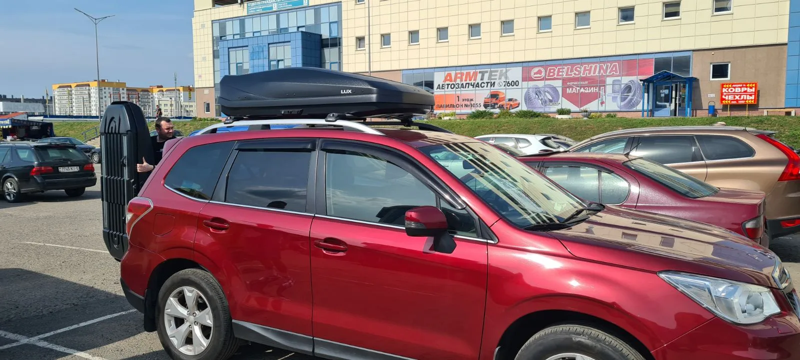 Бокс на крышу Lux Irbis 175 450L черный матовый — изображение 8