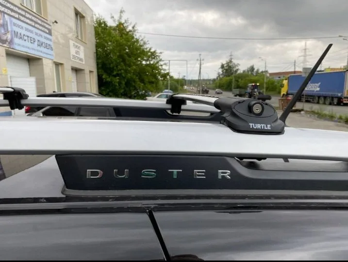 Багажник Turtle AIR 1 Silver на высокий рейлинг Duster, Terrano — изображение 3