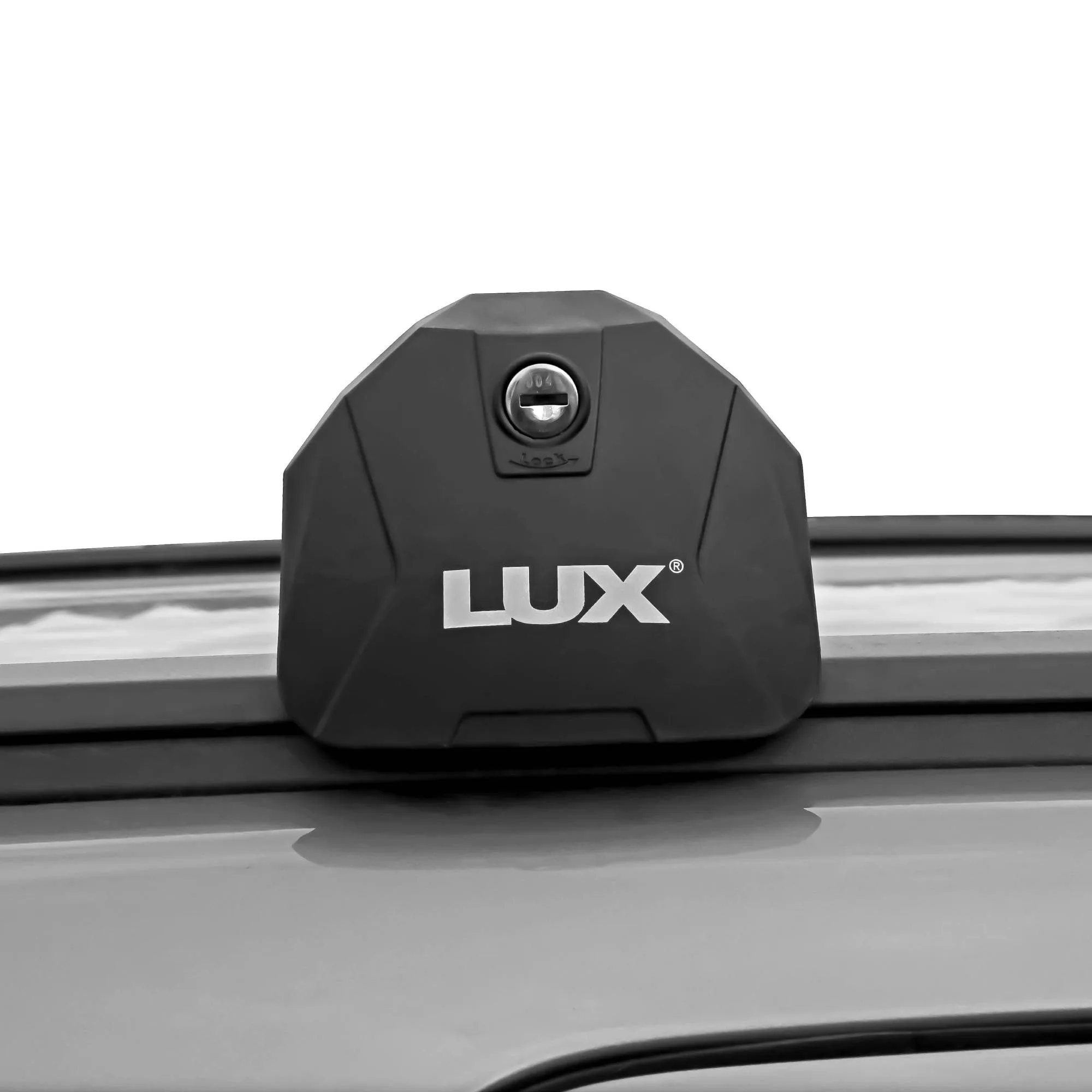 LUX SCOUT Black - багажник на интегрированные рейлинги