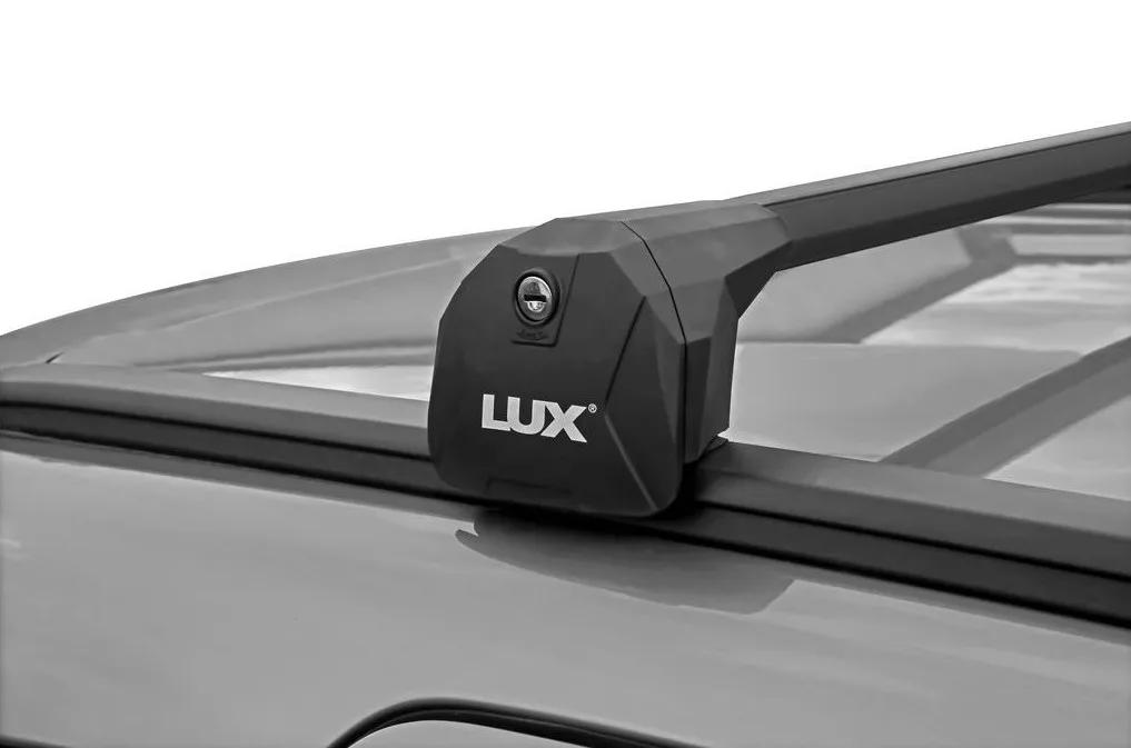 LUX SCOUT Black - багажник на интегрированные рейлинги