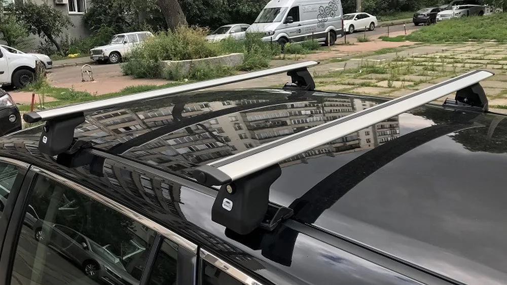 Багажник в штатные отверстия на крышу авто Amos Dromader C-15 1,4 aero (крыло) c закрытием замком Plus — изображение 3