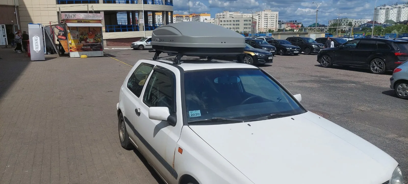 Автомобильный бокс MaxBox PRO 430 серый матовый 136x96x42 — изображение 5