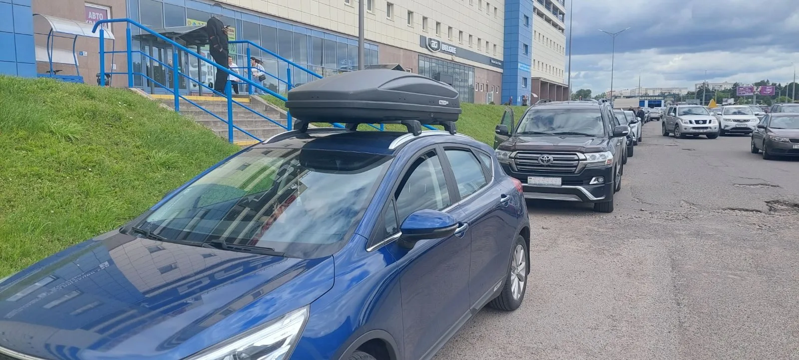 Автобокс и багажник Geely GS внедорожник пример установки.