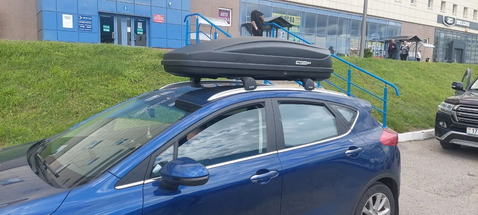 Автобокс и багажник Geely GS внедорожник пример установки. — изображение 3