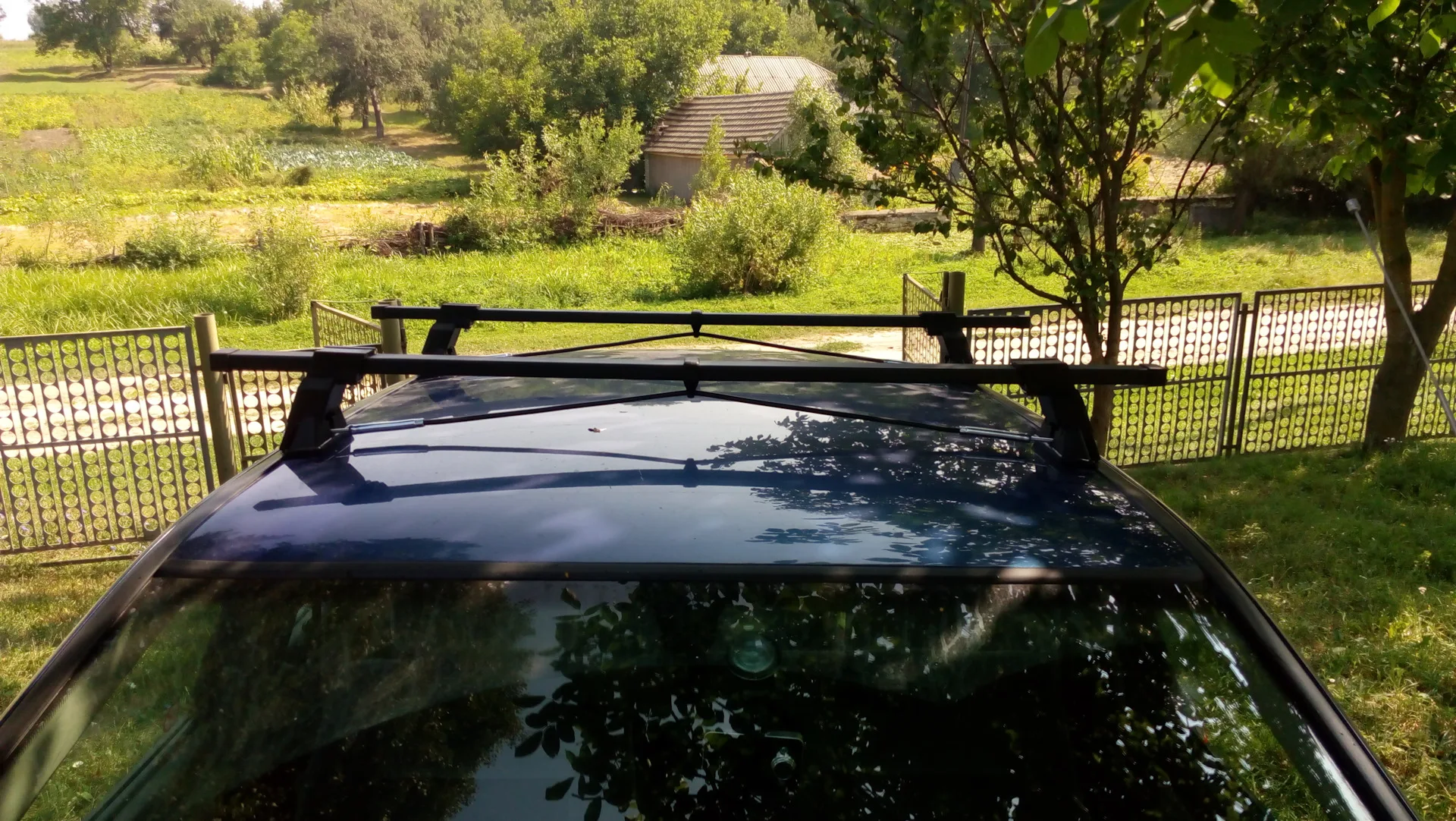 Багажник для гладкой крыши AMOS Tramp AM-1