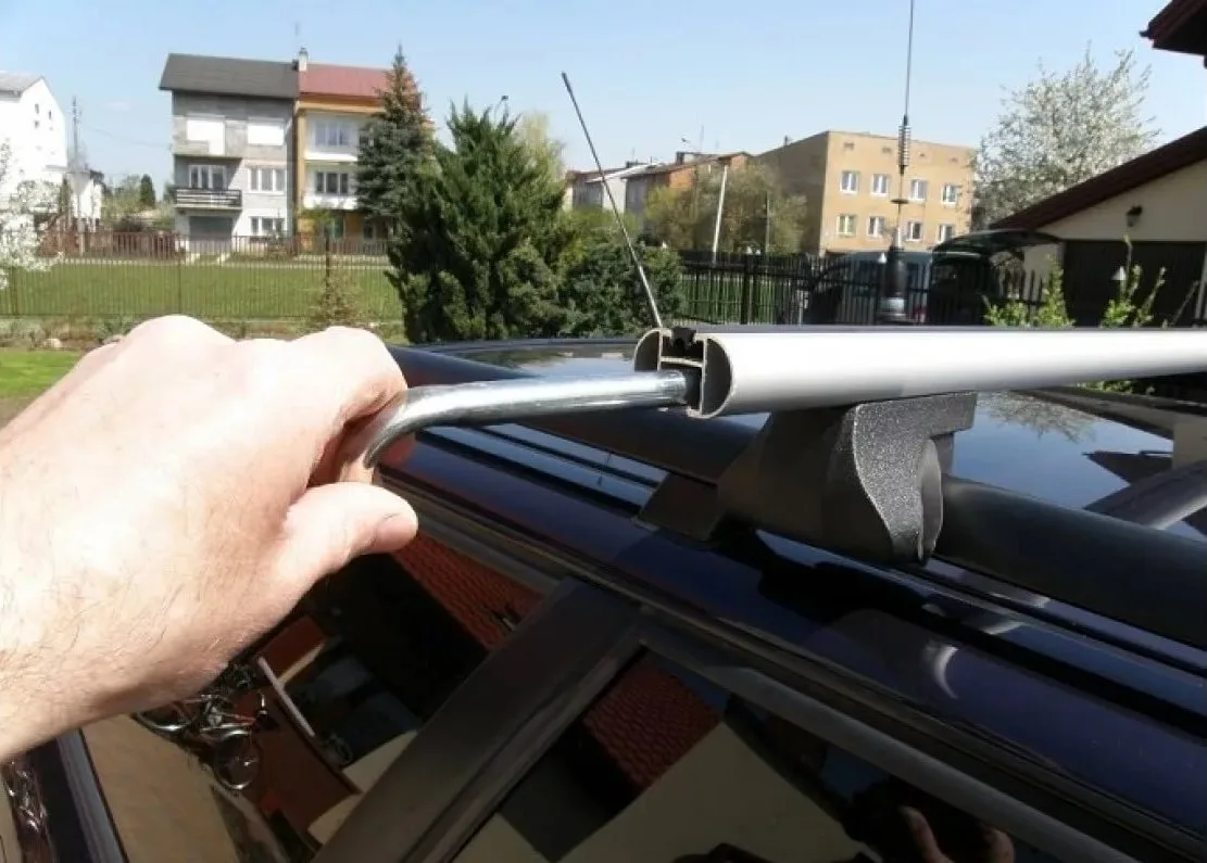 Крепление багажника на рейлинги Amos AlFA 1,2 аэродинамические