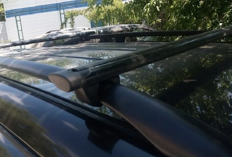 Поперечины на рейлинги Mamont Futura 1,3 aero (крыло) Black