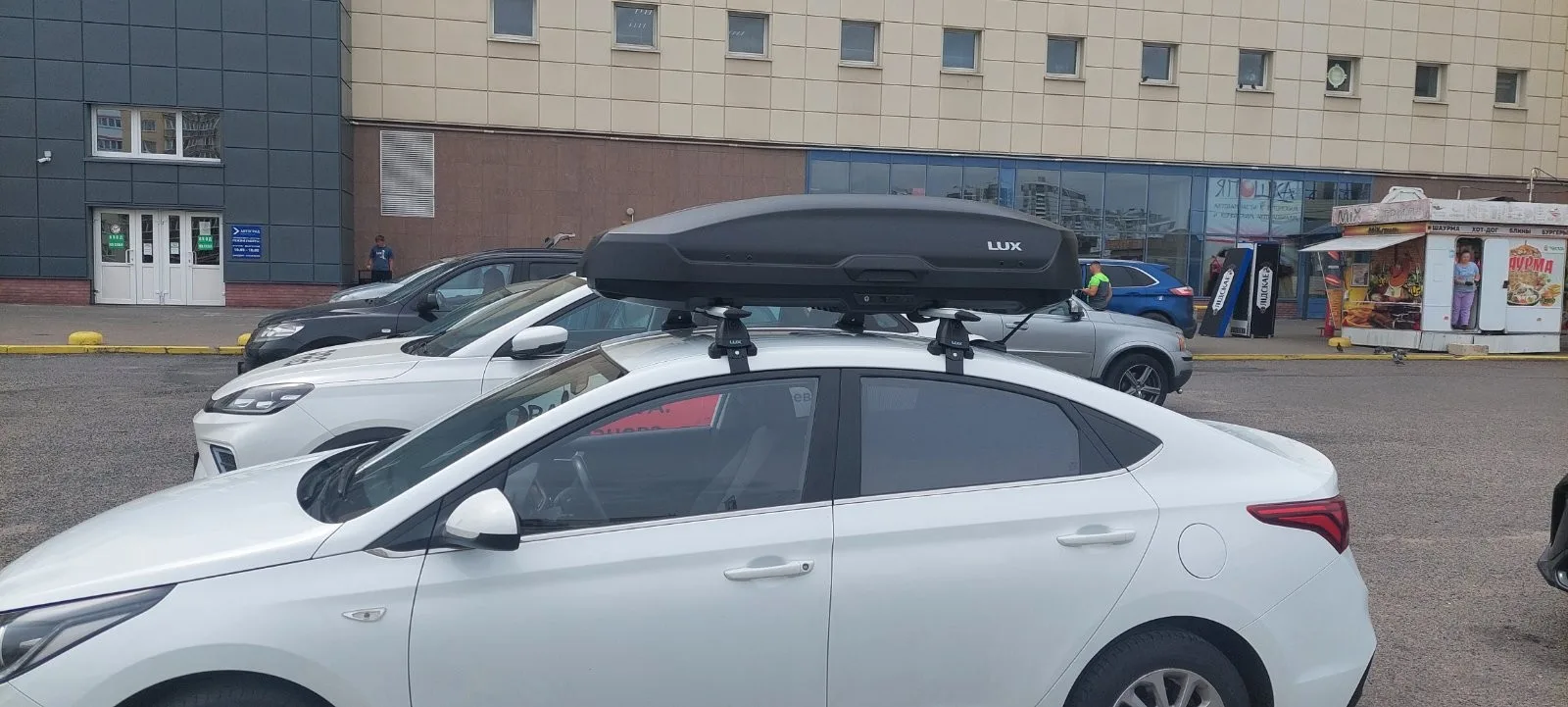 Автобокс и багажник Hyundai Solaris пример установки.